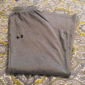 Men L Under armour pants